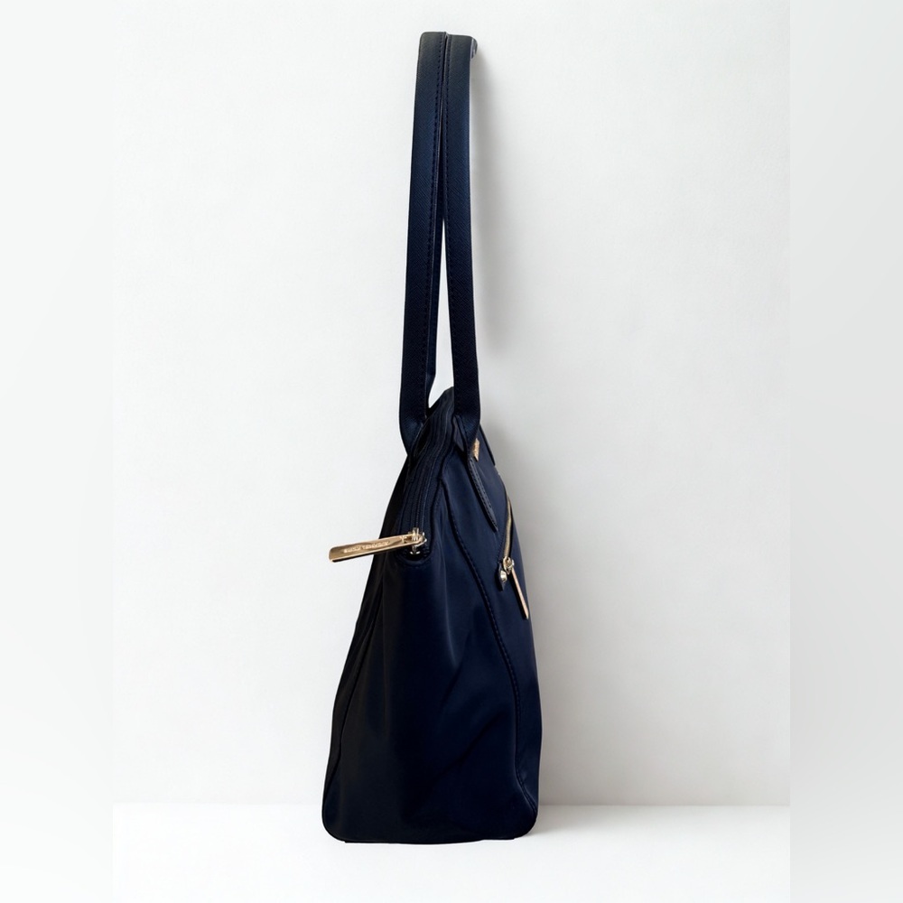 NWT MICHAEL KORS Kelsey Medium Nylon Tote - Black & Gold - Picture 4 of 7